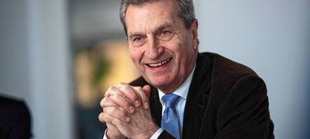 „Ich finde es ganz normal, dass sie sich siezen“: Das sagt Günther Oettinger über Hagel und Özdemir